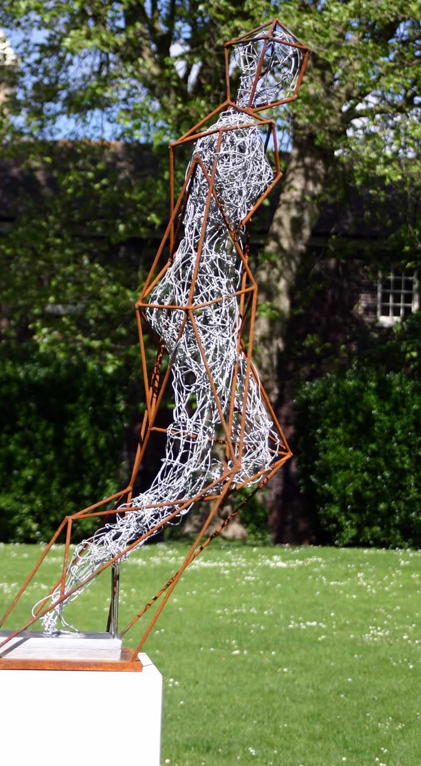 Between The Lines (abstract figurative sculpture) by sculptor Ian Campbell-Briggs