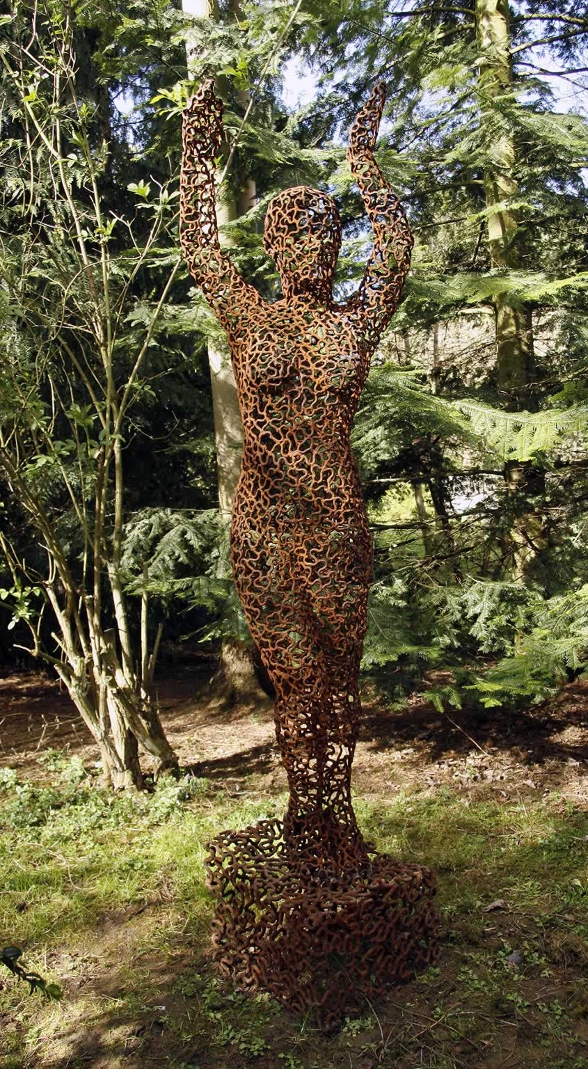 Eve at Burghley House (abstract figurative sculpture) by sculptor Ian Campbell-Briggs