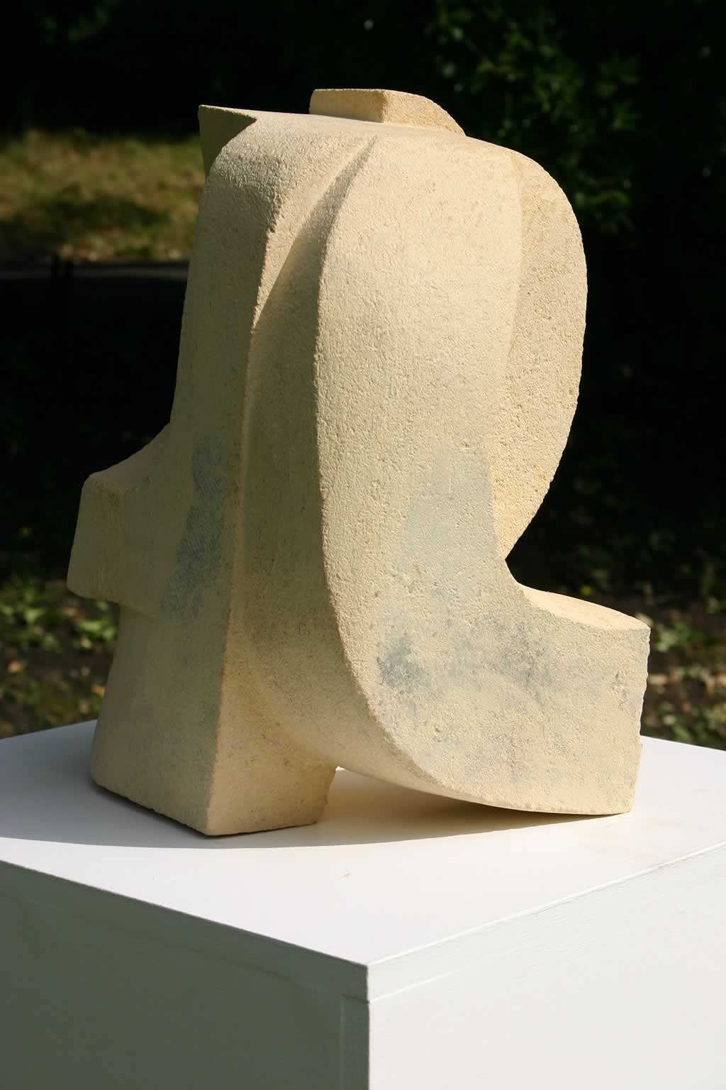 Monism (abstract sculpture) by sculptor Ian Campbell-Briggs